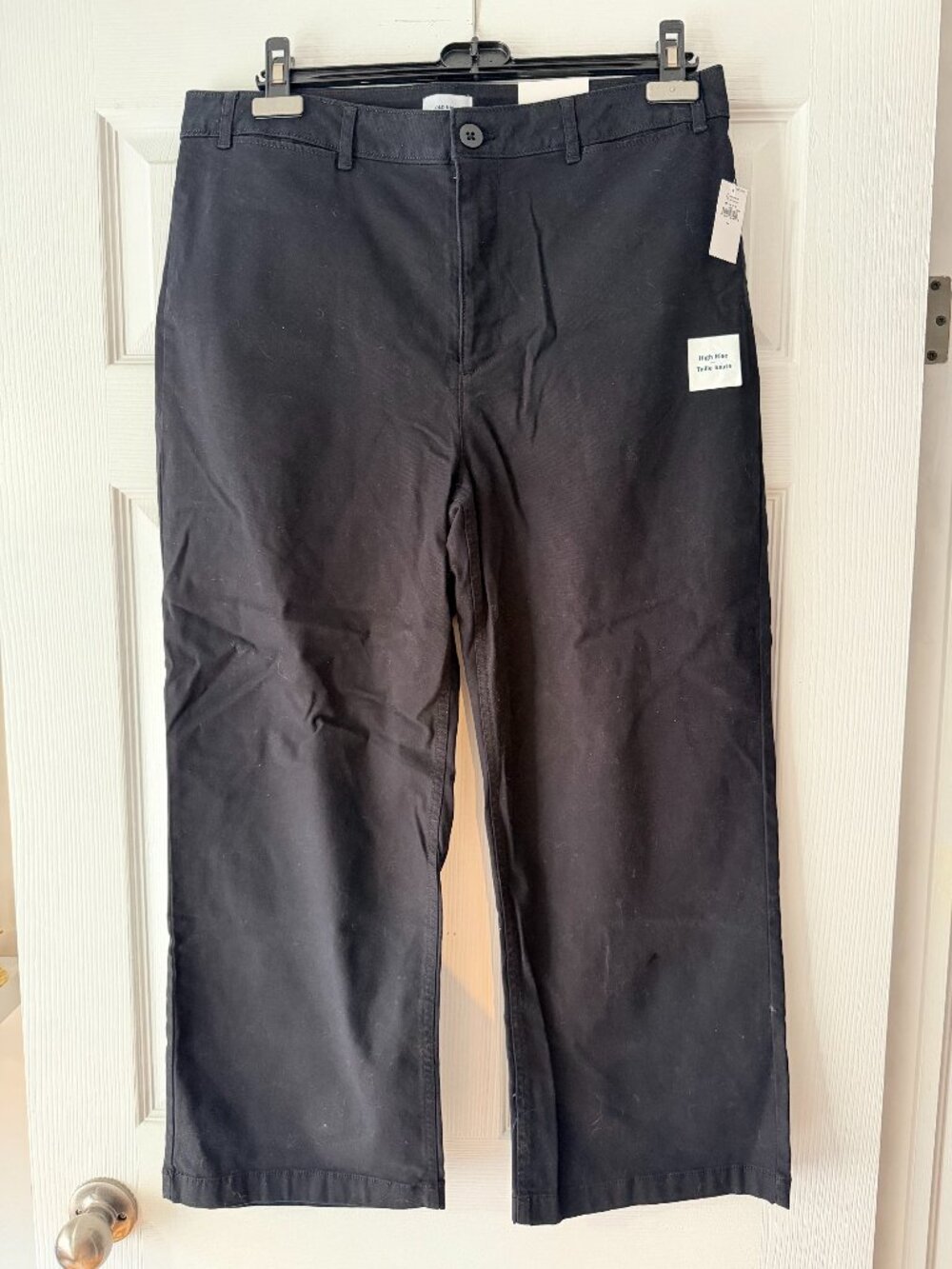 Old Navy Black High Rise Pants – Size 14 – NWT